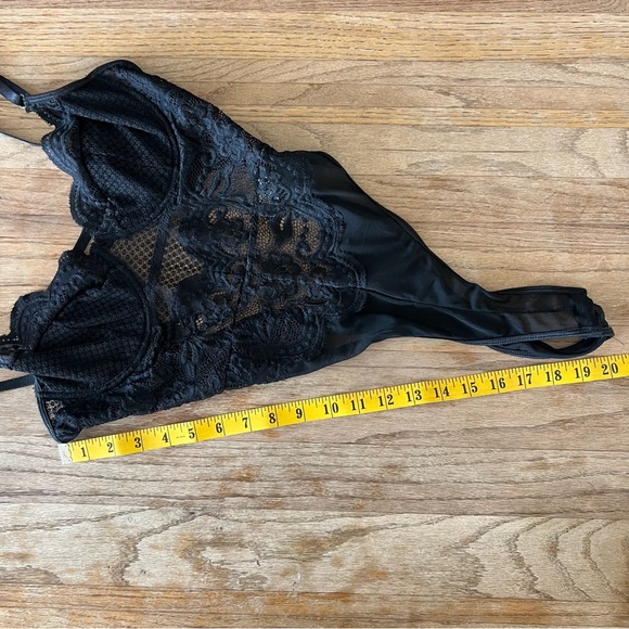 BLACK LACE BODYSUIT #0368 - Picture 6 of 8